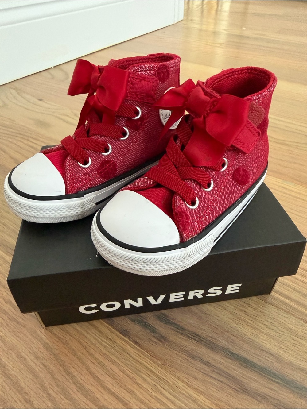 Toddler Girl Converse Size 5